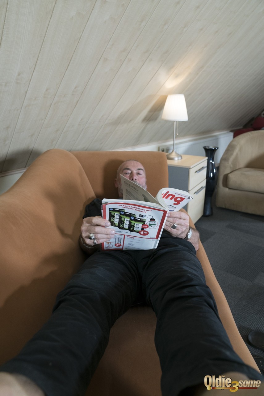 Skiley Jam Und Renata Fox Verführen Opa