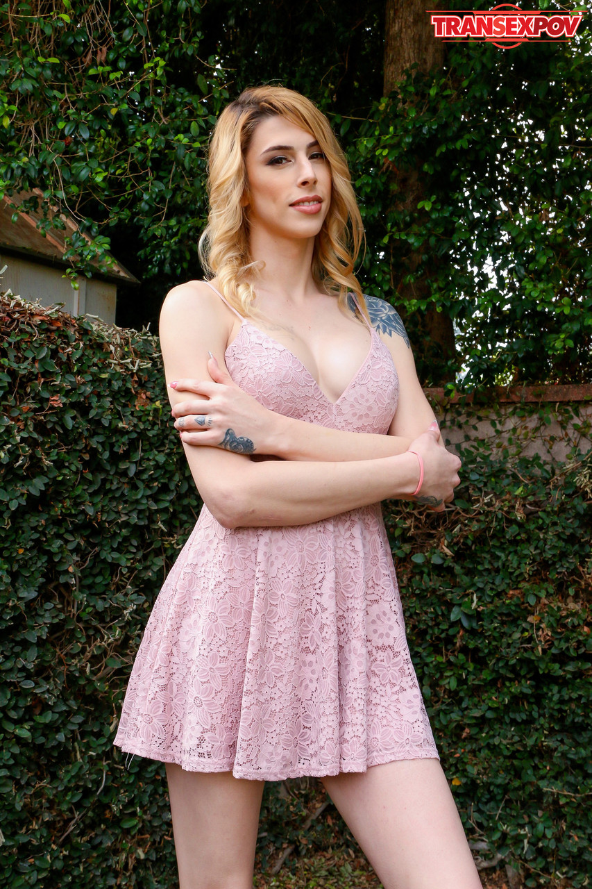 Transex Pov With Buddy Wood And Casey Kisses Hot Pics