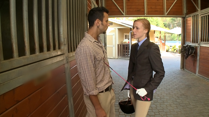 硬核街头肛交撕破瑞安·希尔兹的制服