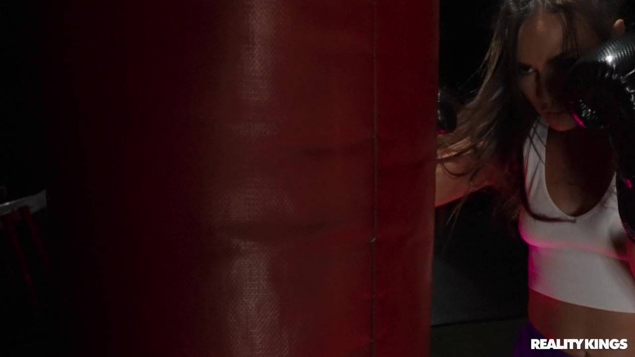ケルシー・モンロー ホットポルノ JmacがReality Kingsで出演