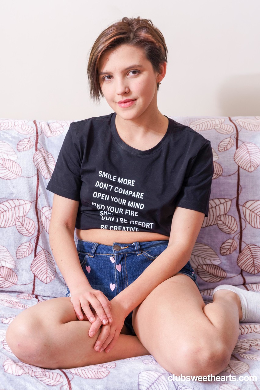 Lesbienne Alex Swon Et Alexa Rovento Se Goûtent Entre Elles