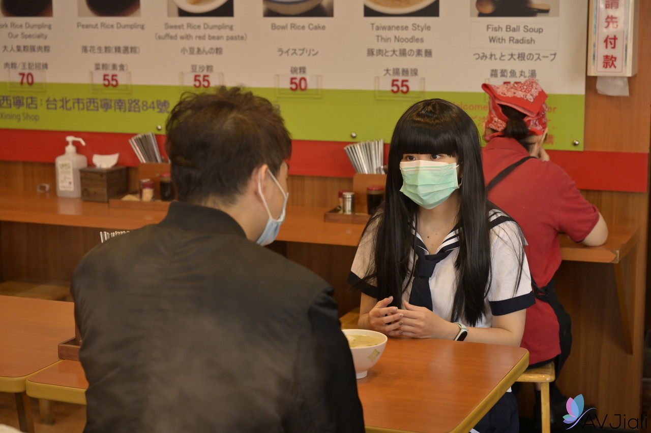 Taiwanese Babe Gets Pussy Rammed From Behind By Horny Boyfriend