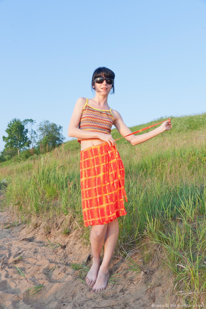 Bonya Strips And Seduces With Tiny Titties And Bush On Picnic