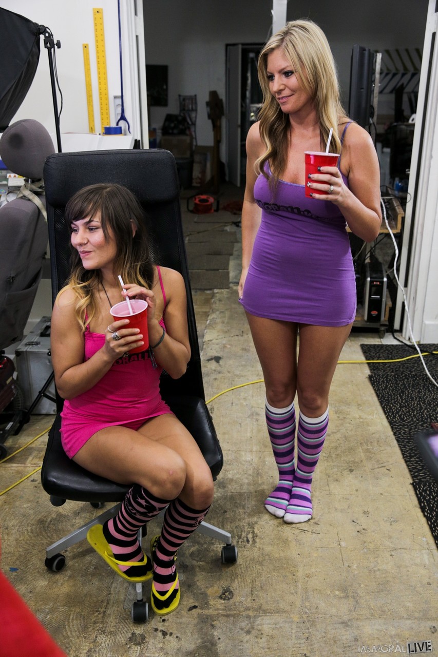 Brunette Rio And Curvy Brianna Brooks Strip Naked And Pose Together On Couch