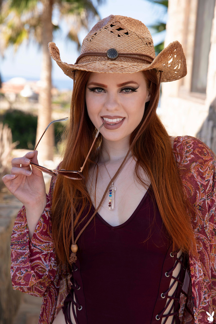 Gorgeous Centerfold Krystal Kitten Teases With Nice Booty And Poses Naked