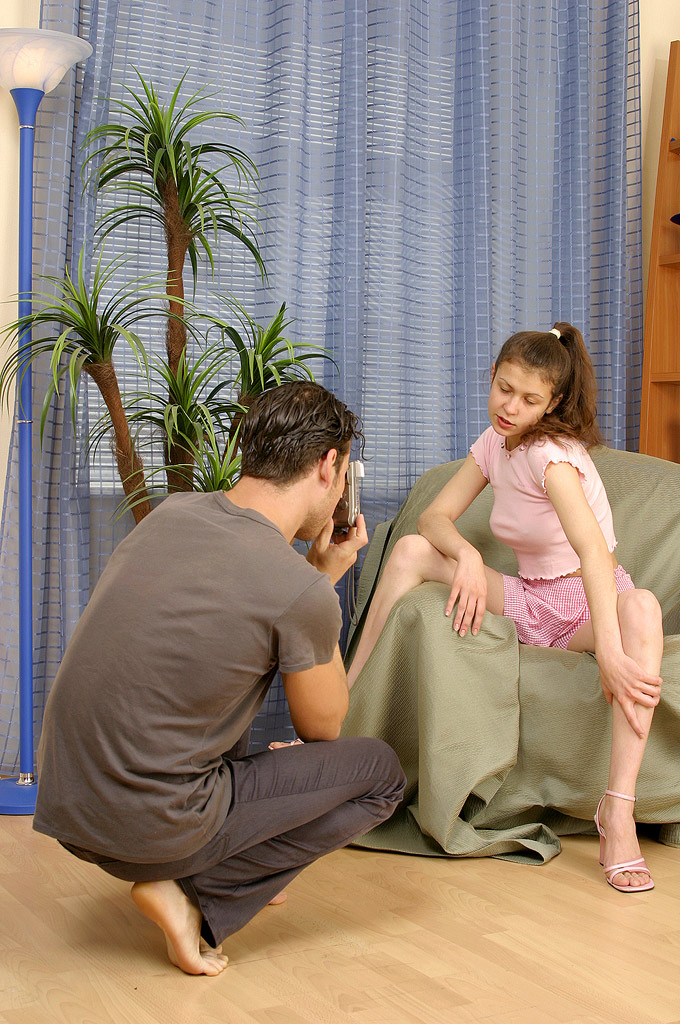 Busty Amateur Teen Alina Gets Her Sexy Mouth And Pussy Fucked By Photographer