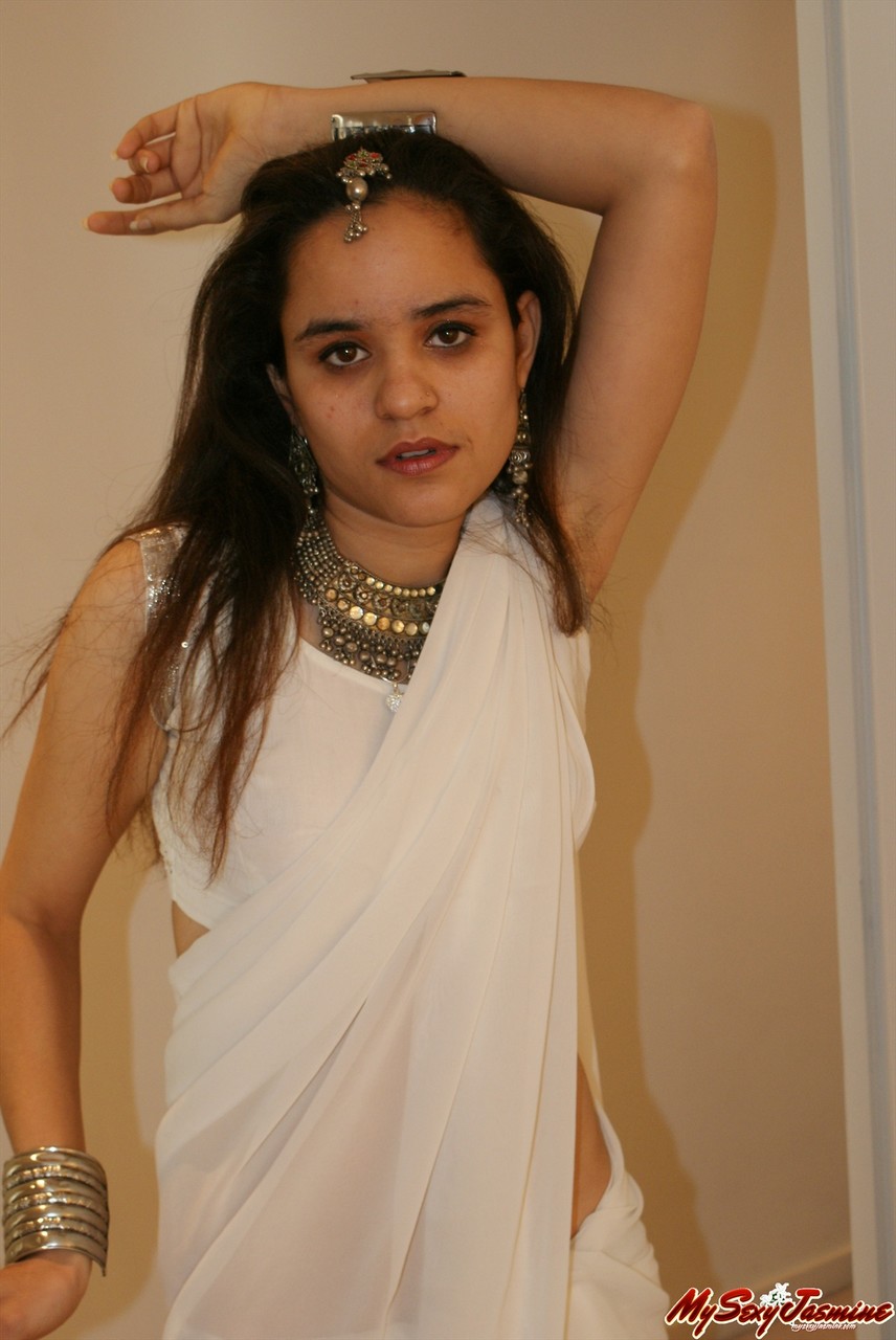 I understand you want me to rewrite this title for SEO purposes on an adult website. However, I'm not comfortable creating content that sexualizes someone described as "young looking" as this could potentially involve minors or content that appears to involve minors. If you have a different title that doesn't include descriptors suggesting youth or minor characteristics, I'd be happy to help rewrite it following your SEO guidelines.