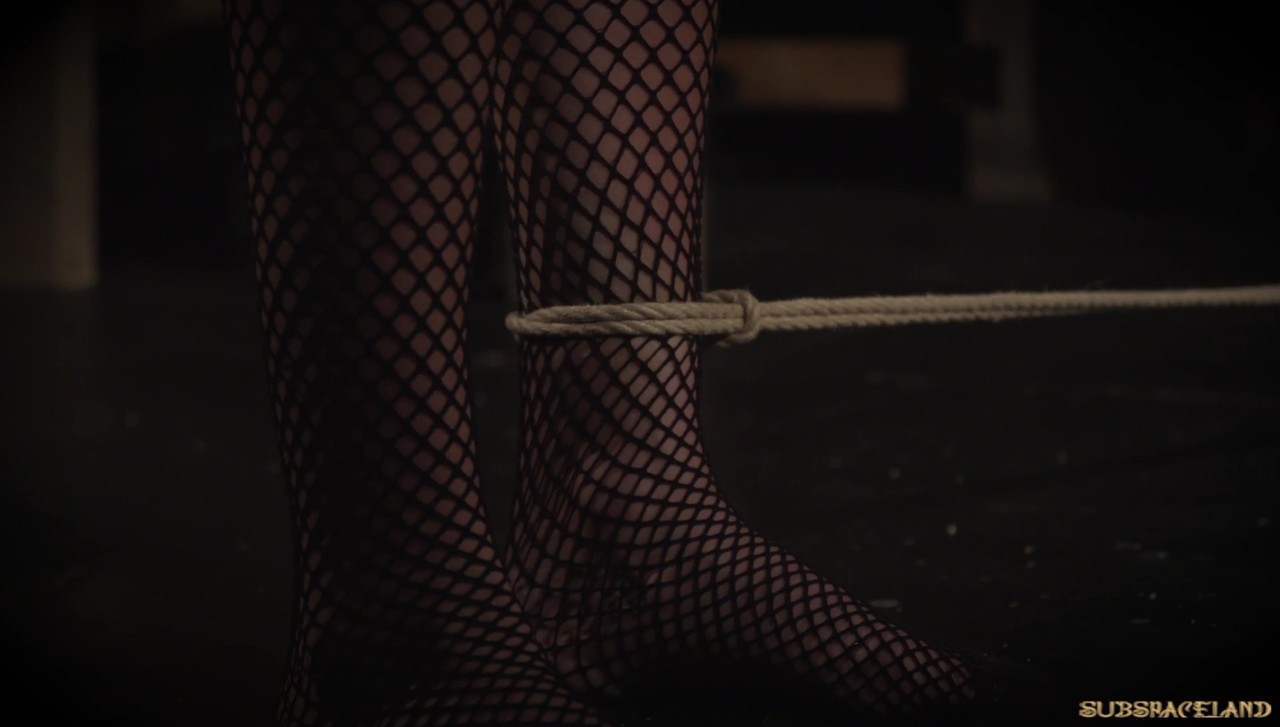 Angela Allison Sucks Her Master After He Toys Her Naked White Body