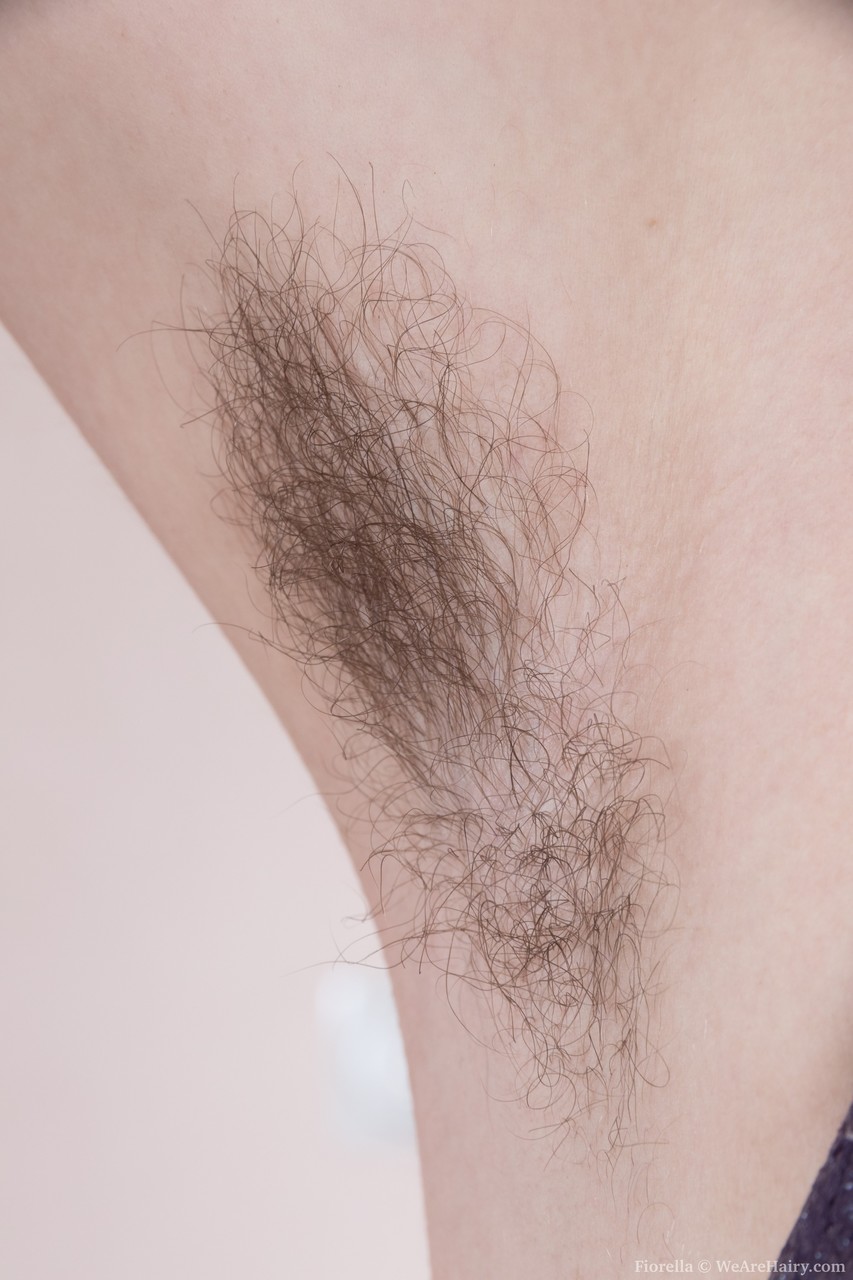 Brunette Sweetie Fiorella Shows Hairy Armpits And Snatch