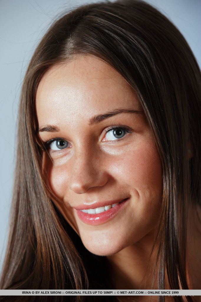 Slim Russian Girl Irina O Displays Her Edible Pussy In The Nude