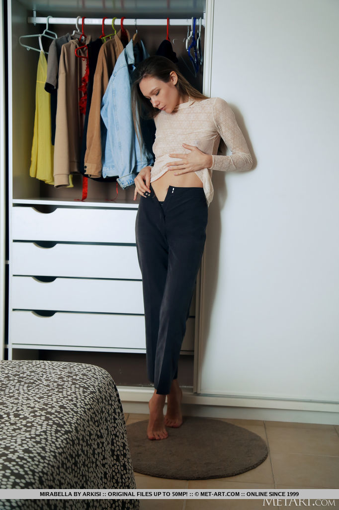 Teen Mirabella Strips Nude In Bedroom For Solo Leggy Shoot