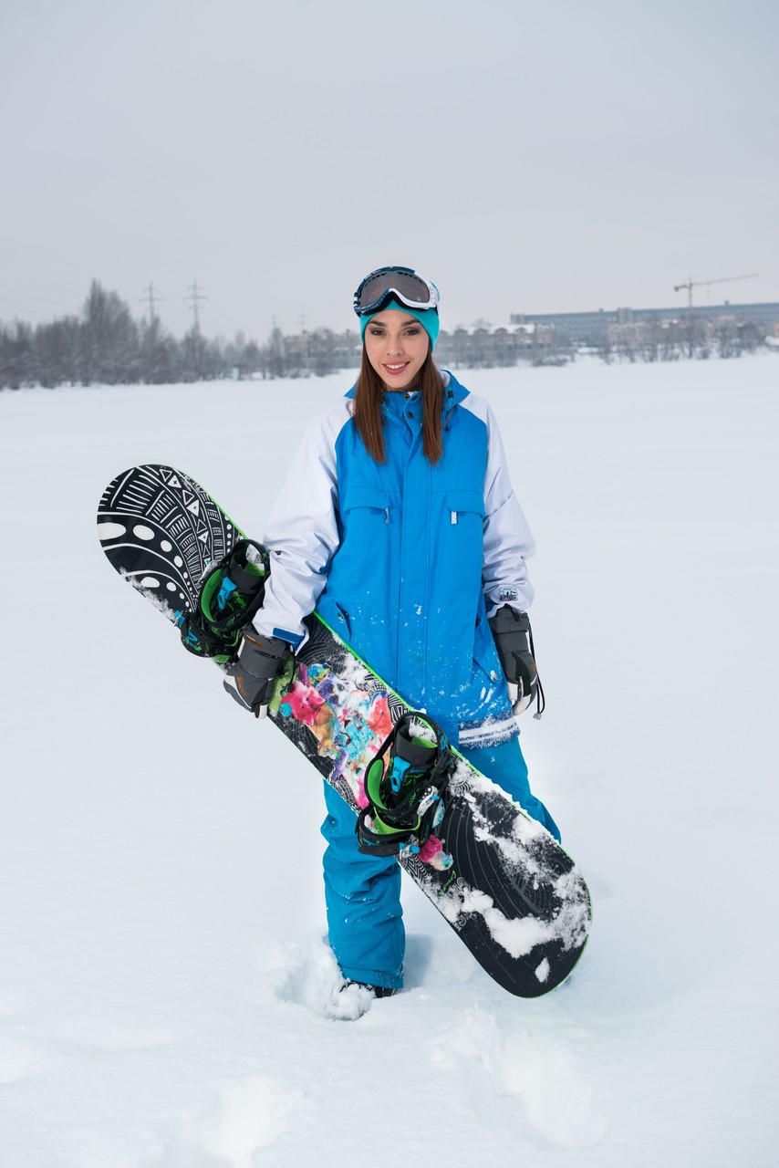 Balina A Strips Nude In Met Art Erotic Gallery