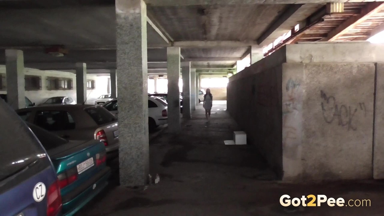 Antonia Sainz Caucasian Girl Pees In Parking Garage