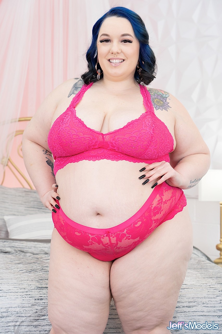 Obesas Lesbianas Alexxxis Allure Y Veronica Jasmine Modelan En Tacones