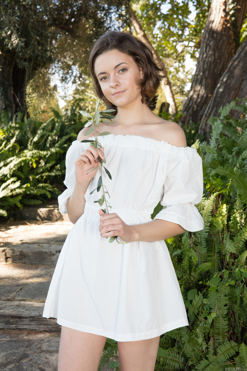 Met Art Kertu 性感裸体艺术画廊