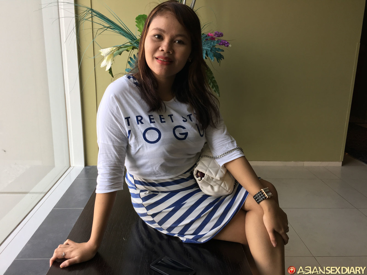 Amateur Asian Kelly Shows Big Tits With Huge Areolas And POV Fucking