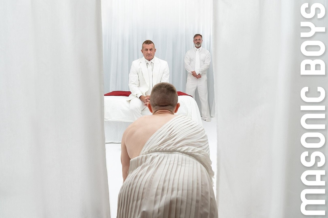 ツインク・シェパードがフィガタ＆ウェストン親分に串刺し焼きにされるゲイ3P