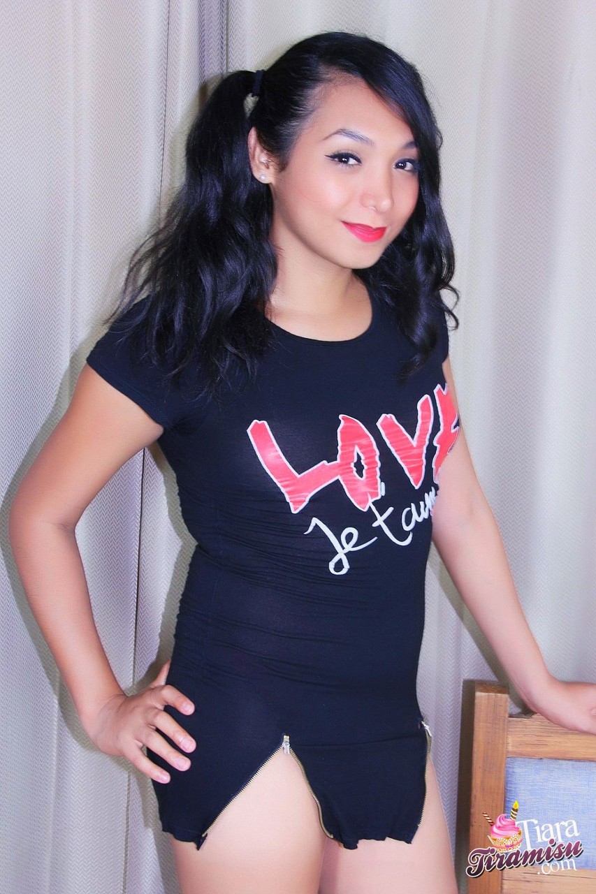 Tiara Tiramisu Official Tiara Naked Gallery