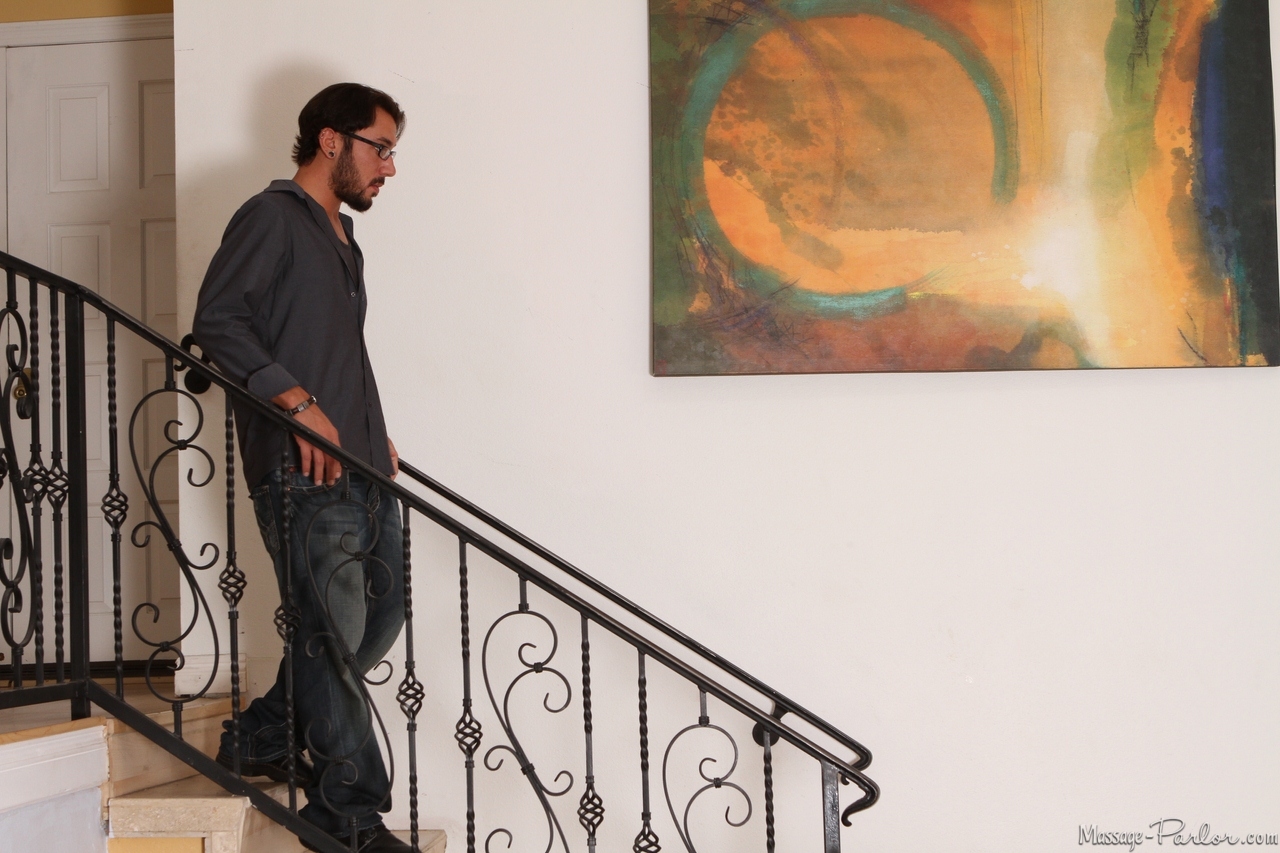 Latin-American Massage Worker Jordana Heat 69S Her Way To Happy Ending