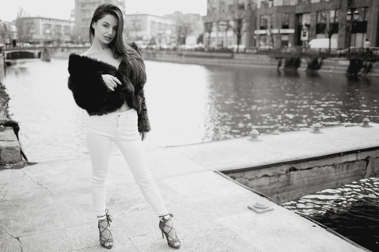 クリステン・ベル オフィシャル クリステン・ベル