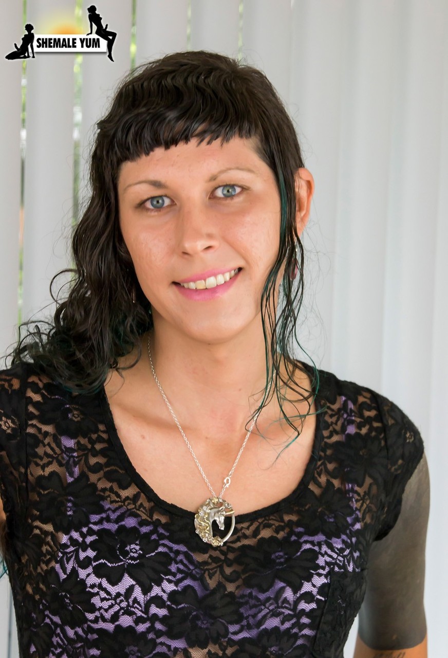 एडा ब्लू पोर्न फोटोज़ में ग्रूबी गर्ल्स