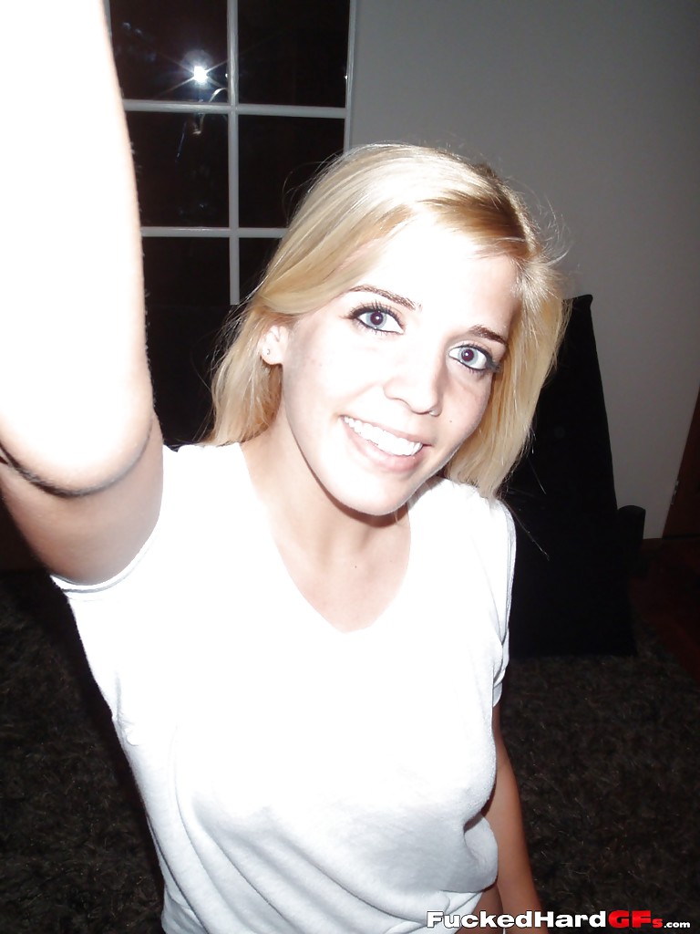 شقراء مراهقة للمرة الأولى عارية أفلام自撮り وتماستربت herself من вагинаضيق