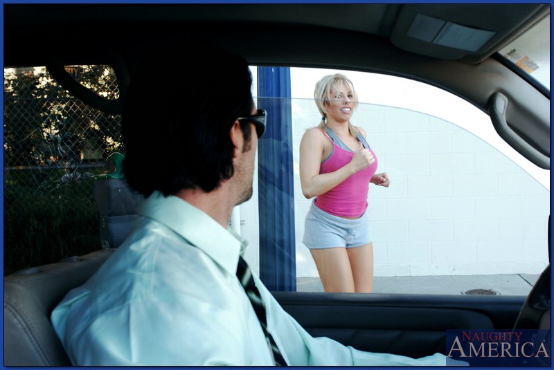 Cálida Rubia Con Grandes Senos Recogida Para Follar Realidad Hardcore