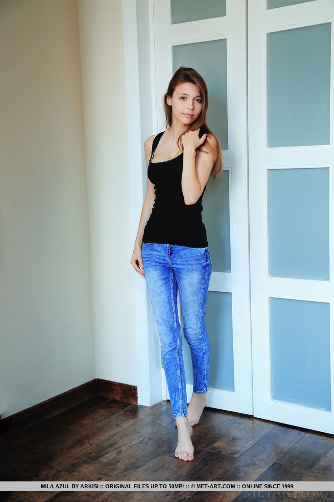 Young Mila Azul Strips To Fondle Big Boobs And Spread Wide