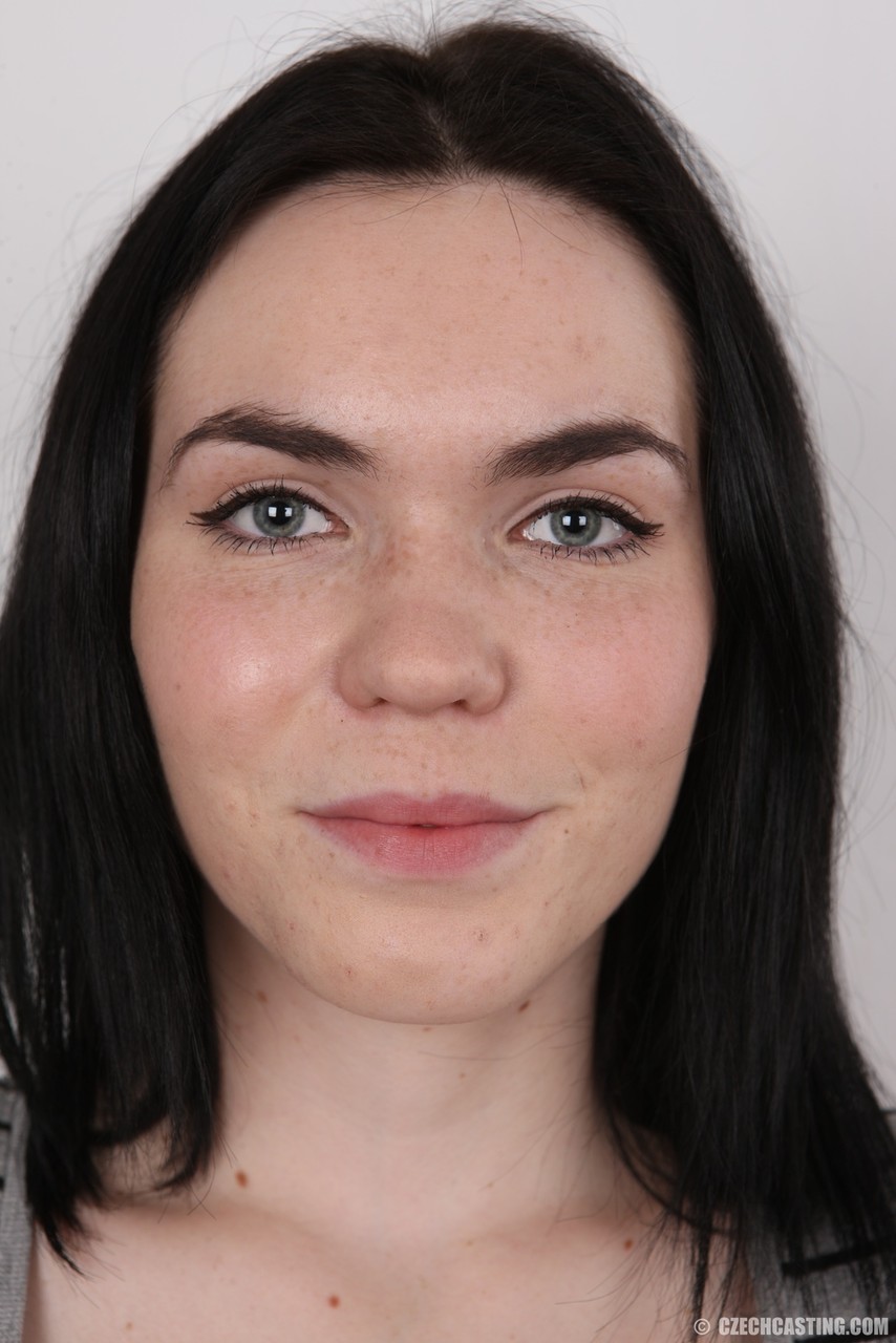 Amateur Petra Flaunts Perky Tits And Huge Nipples At Casting