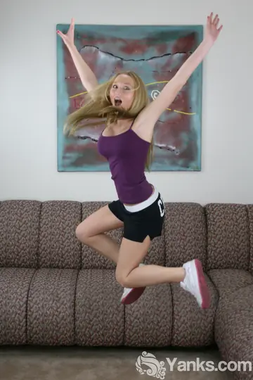 Madison Scott – Slim Blonde in Shorts Fingers Her Shaved Pussy