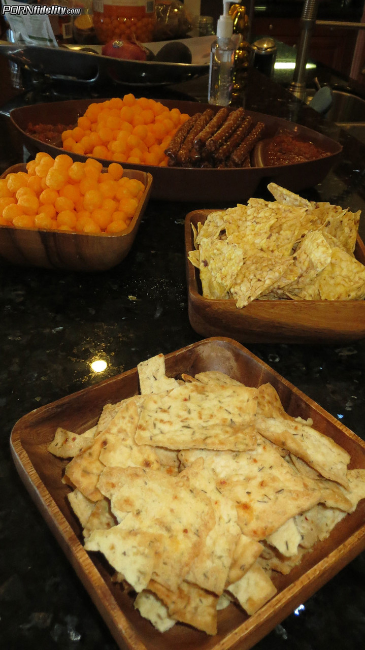 Veruca James Chupa La Polla Y Se Abre Para Una Rubia Madura Primer Plano De Clítoris