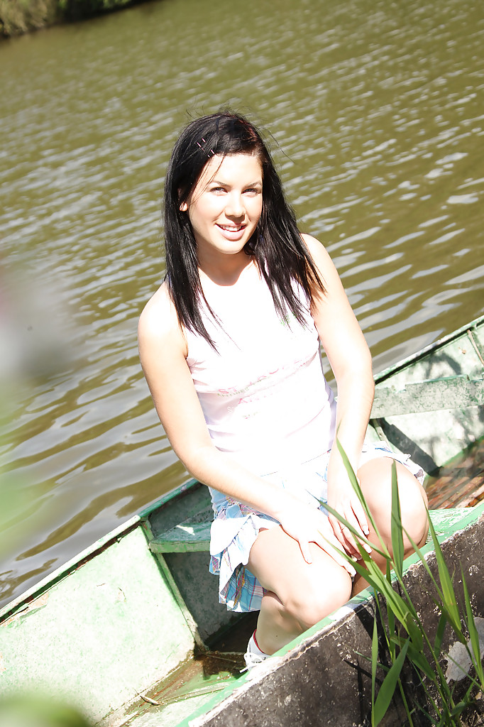 Skinny Hottie Jeanine B Strips And Masturbates Outdoor