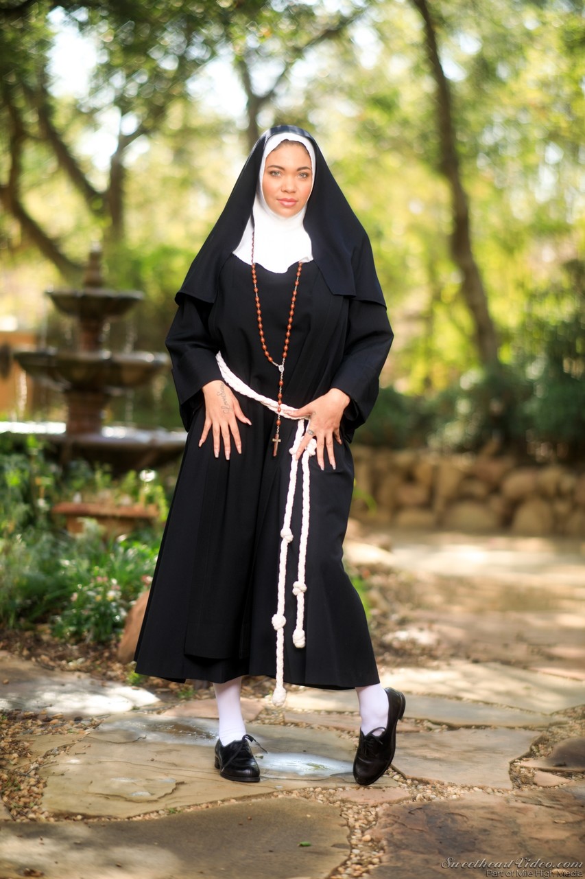 Thick Nun Bares Big Naturals Then Shows Ass And Twat In Courtyard