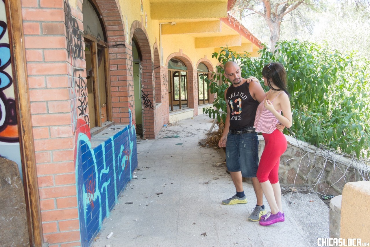 Bald Guy And Young Chick Fuck Fast In Abandoned Building