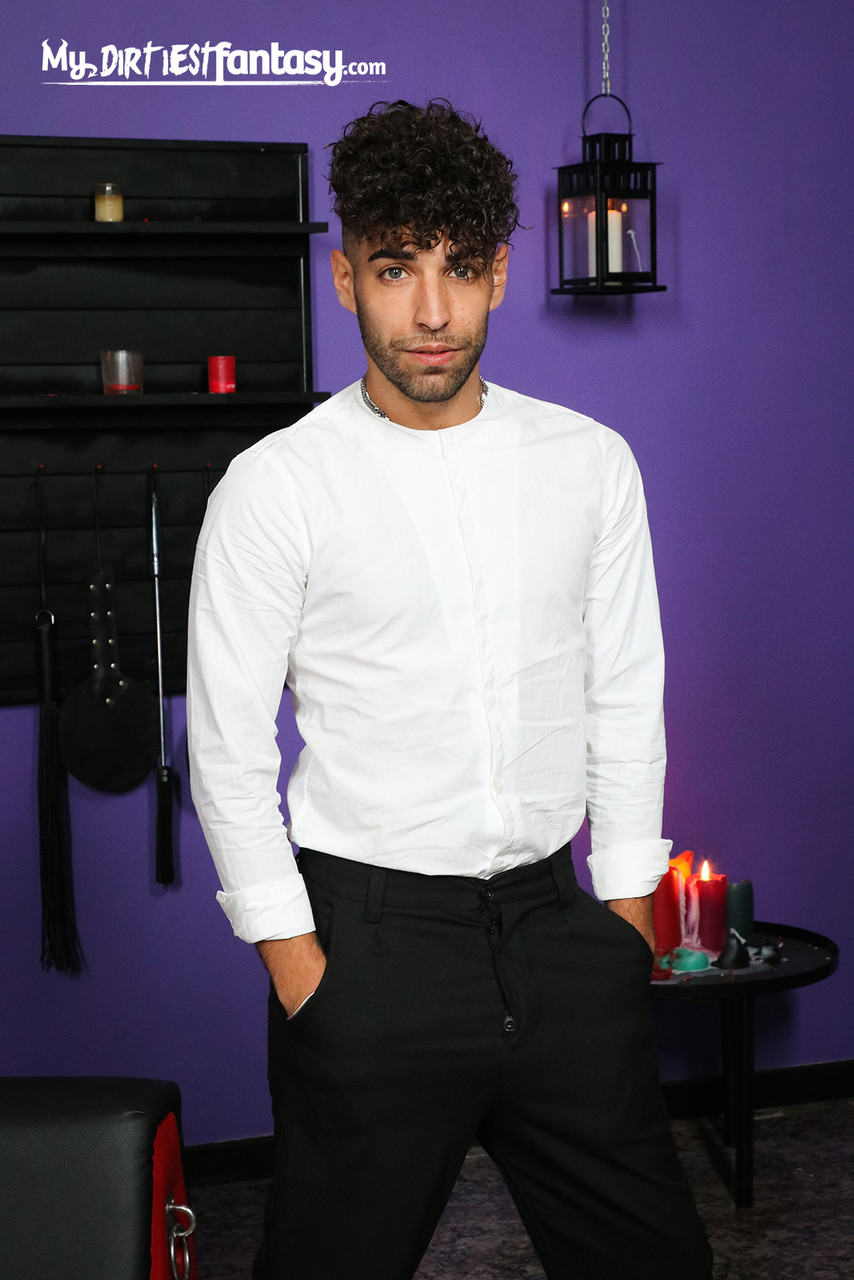 Submissive Gay Sergio Jobbel Handjob After Hardcore Anal