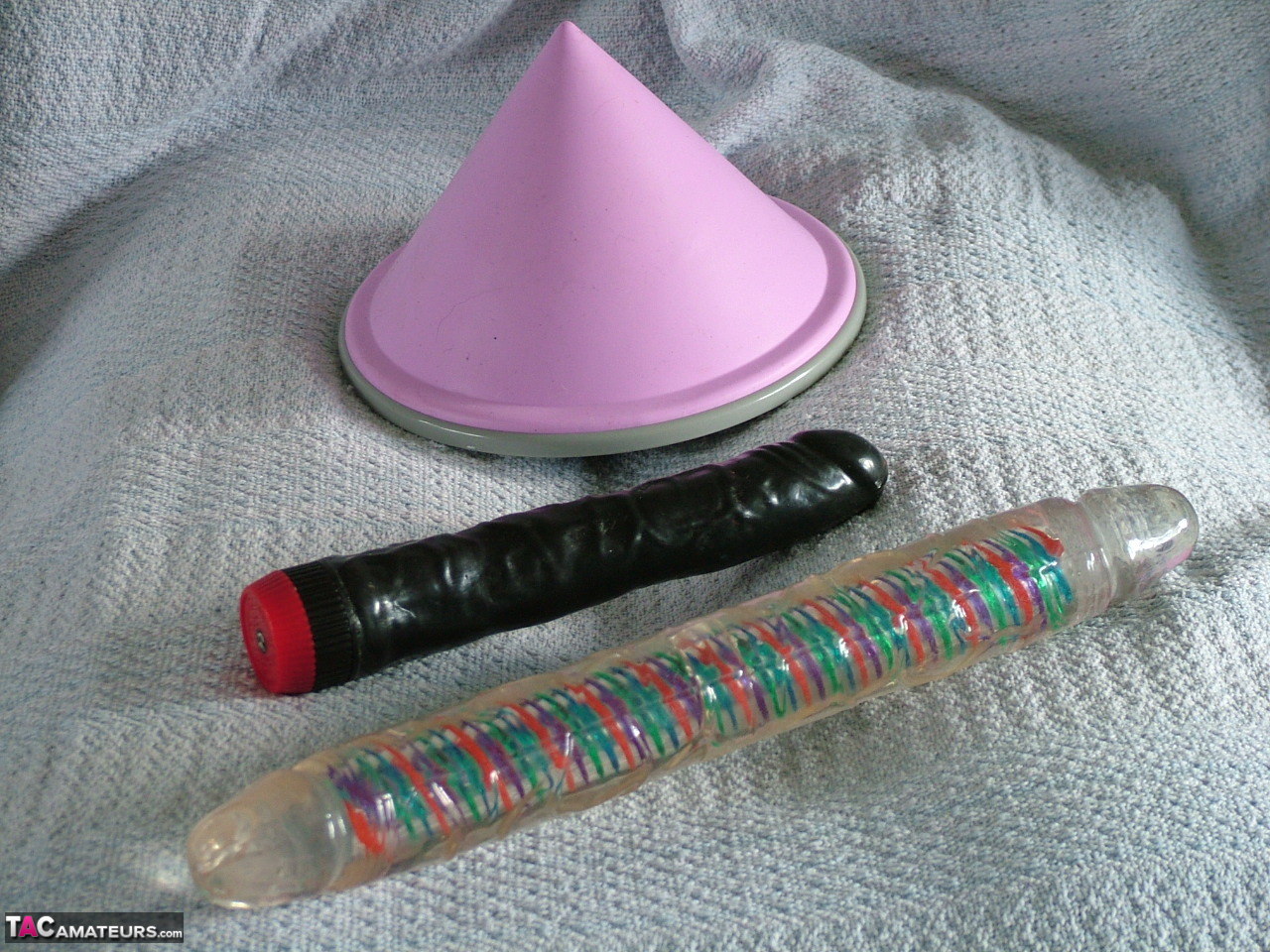 Erwachsene Rote Haare Krankenschwester Valgasmisch Entblößt Masturbiert Mit Vibrator