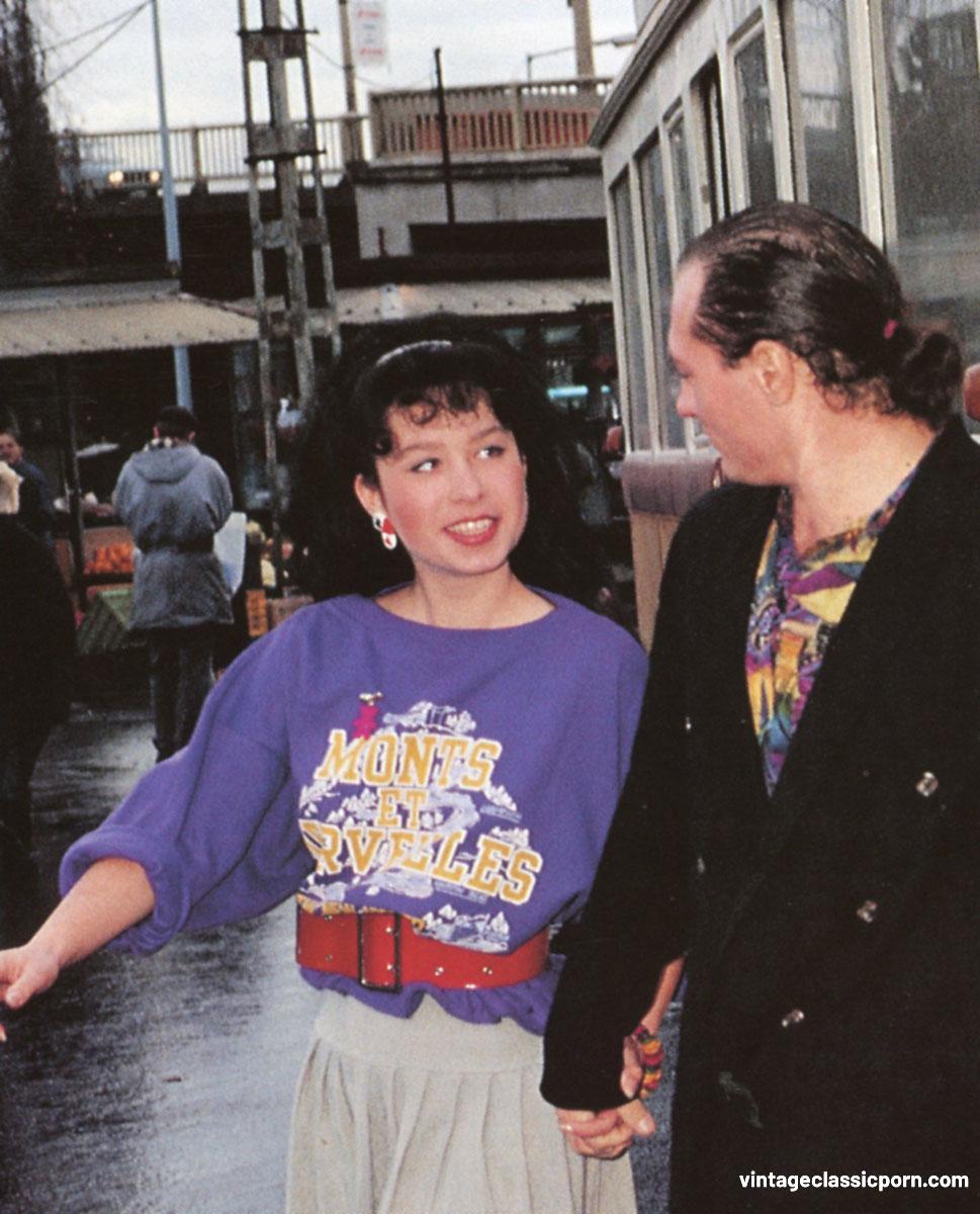 Estudante Morena Vintage Leva Raspão Fundo Na Sua Buceta