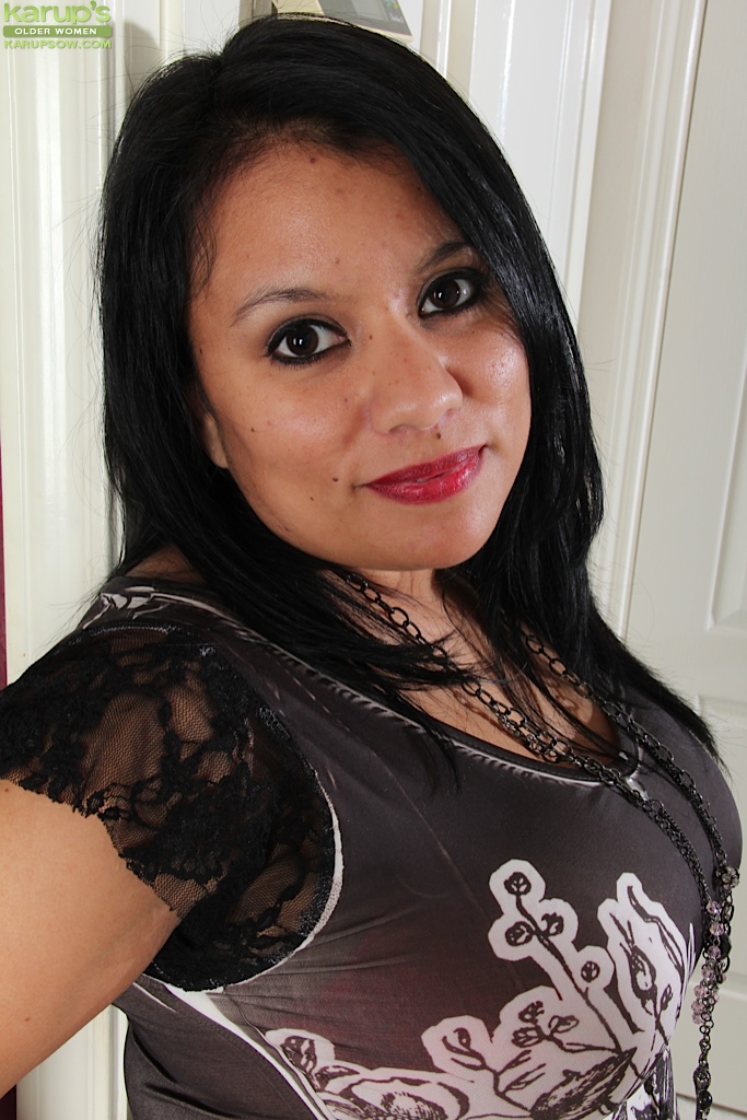 Lucey Perez ga ranheru de pozu o totemo shite imashita