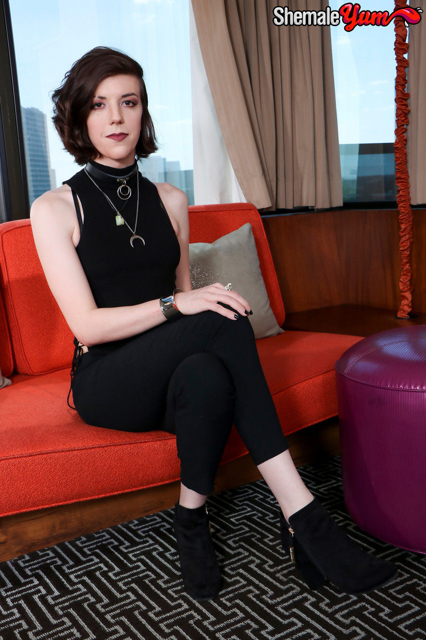 Fotos XXX De Chelsea Kos Con Grooby Girls