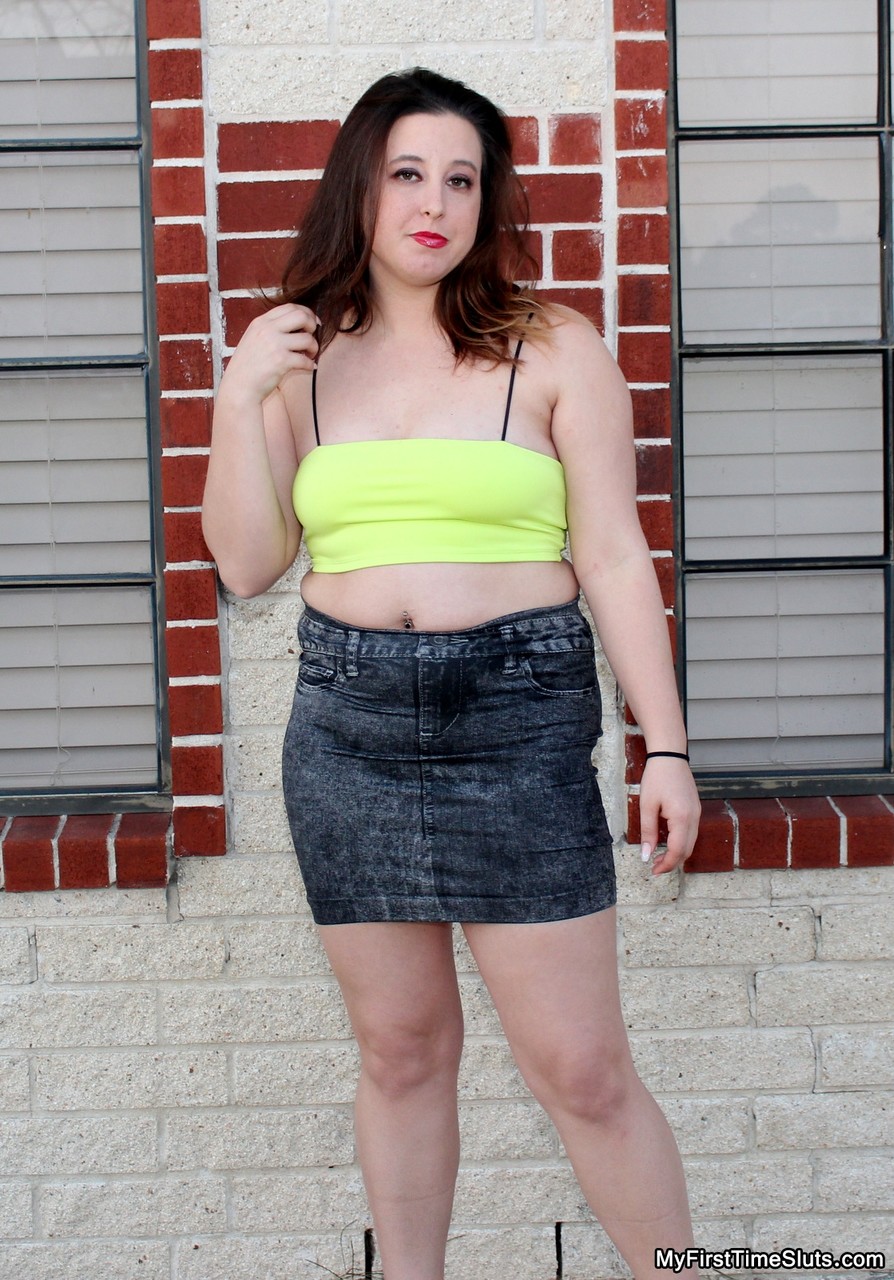 Dicke Meerjungfrau Beendet Wilden Gangbang Mit Offenem Mund Gesichts-Spermaschüsse