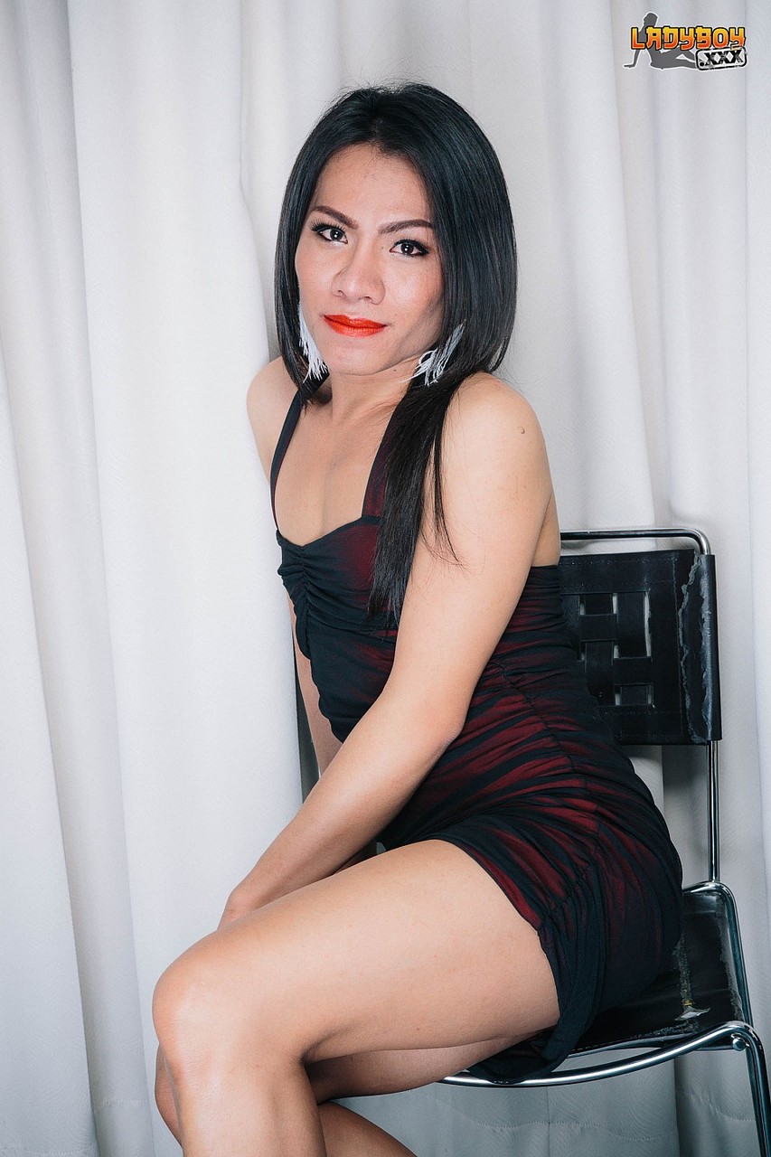 色っぽいアジア人トランズガールPancakeのスチームホット写真