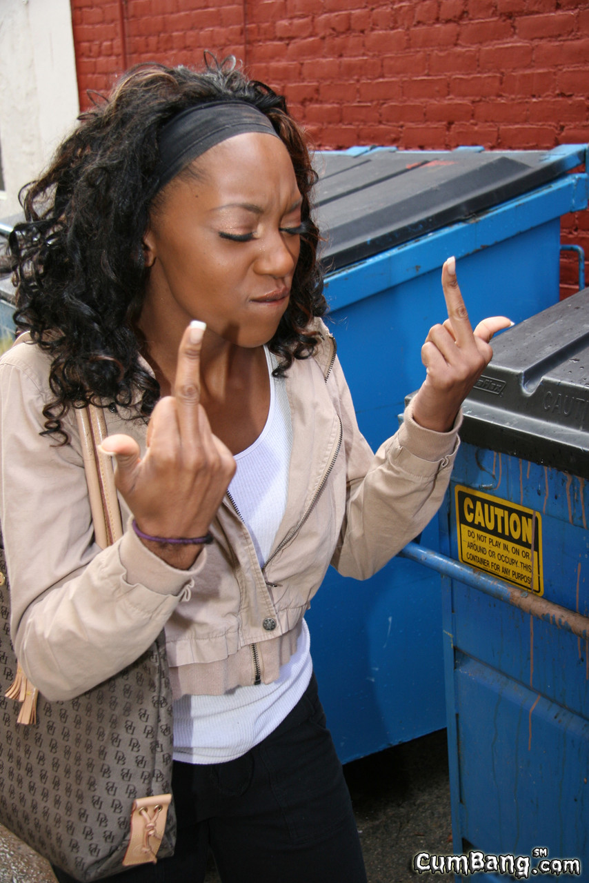 Black Erika Vuitton Worshipped And Facialed By White Guys