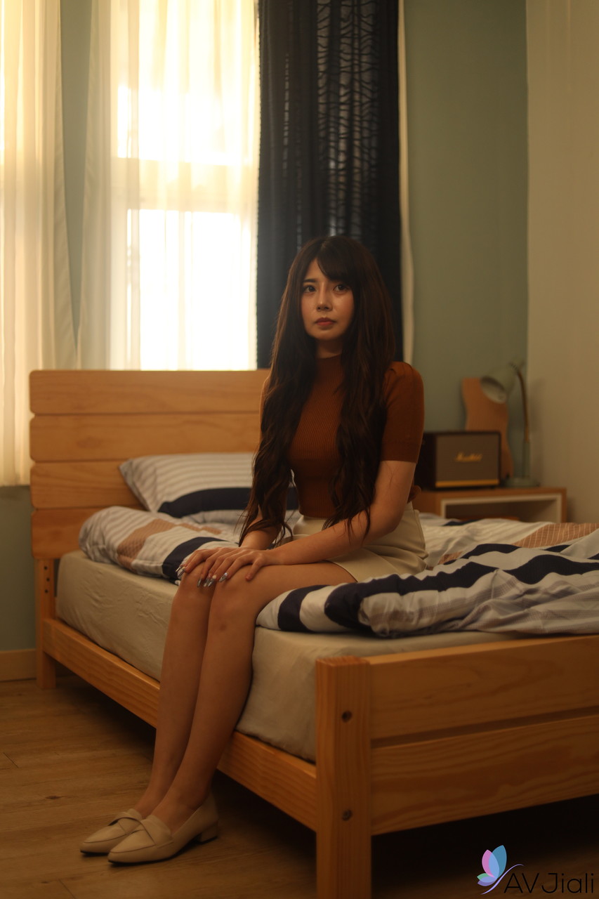 性感的中国主妇Ranako与她英俊的男友做爱