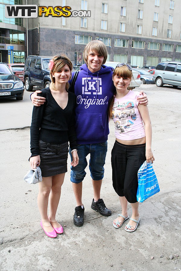 College Students Group Sex Hot Tub Vacation Party