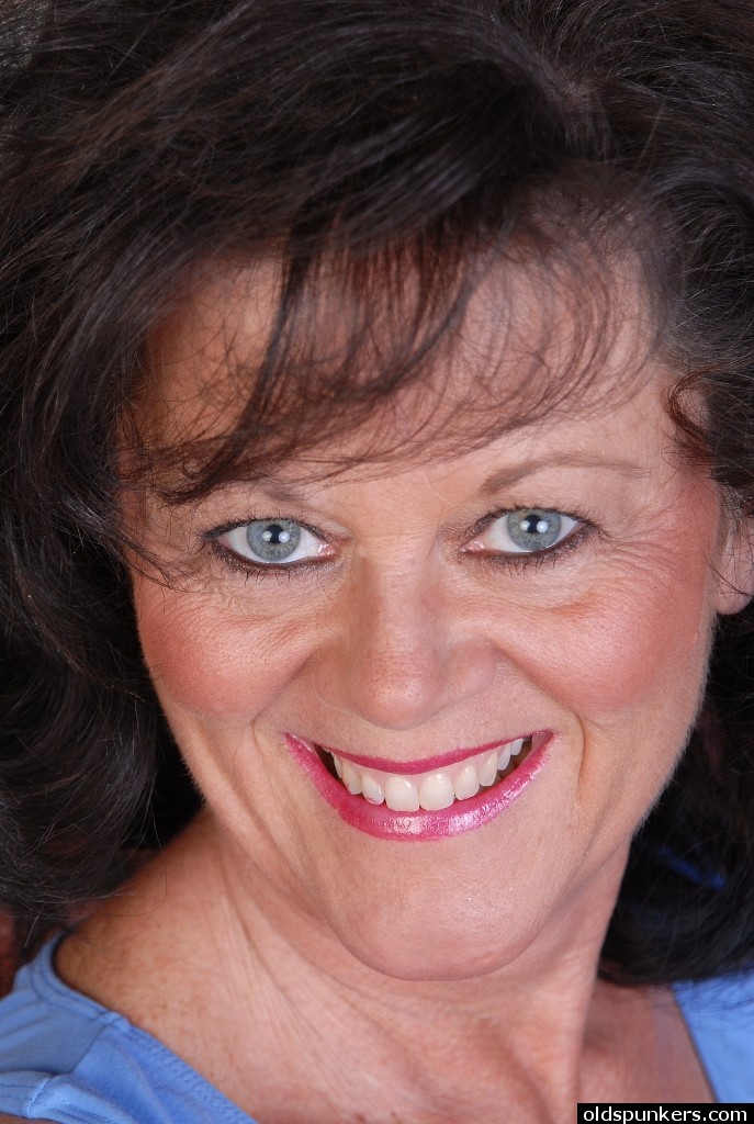 Naughty Granny Debella Flashes Saggy Tits In Changing Room