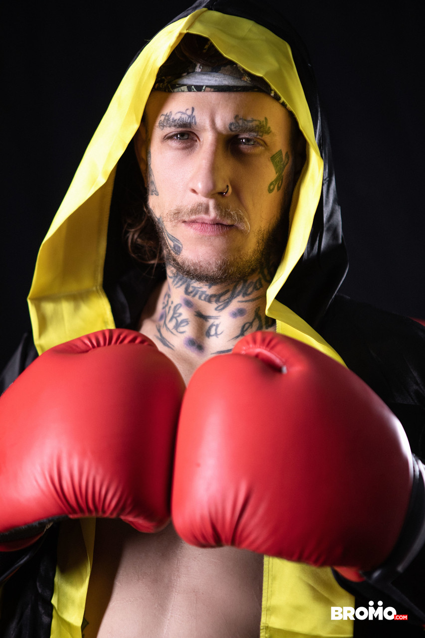 Bromo Bo Sinn And Harvey Sid Porn Photos