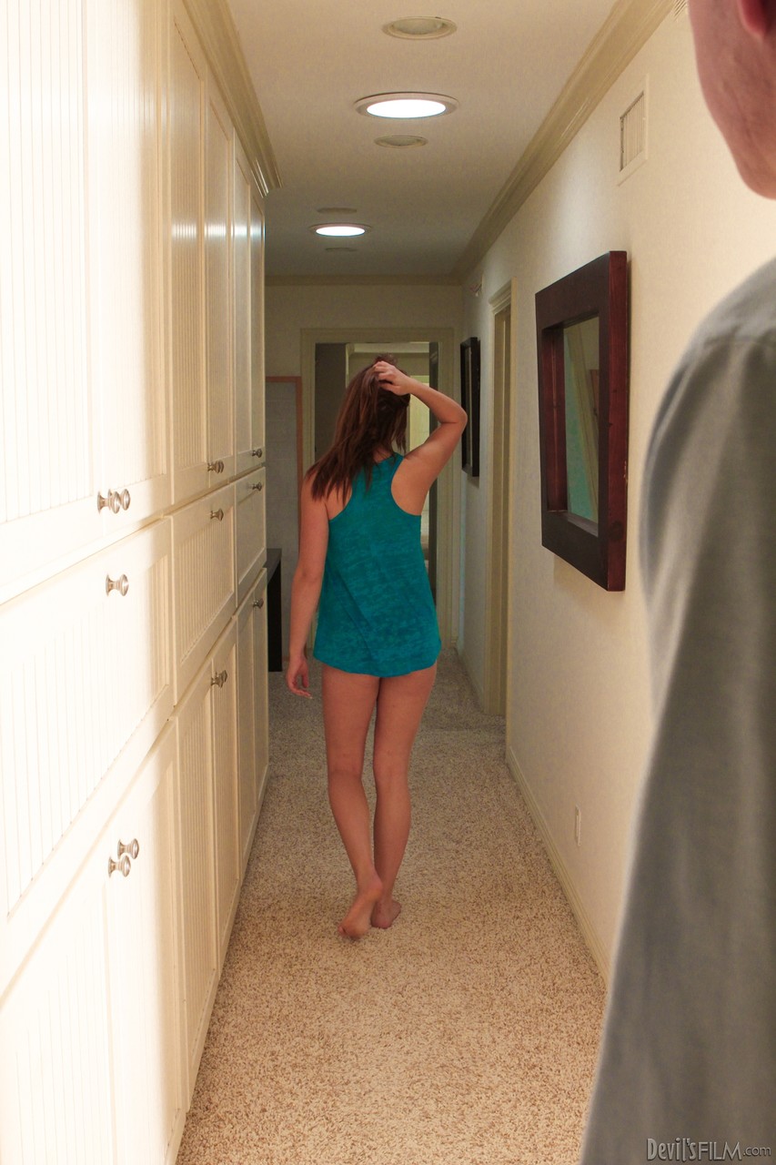 Petite Teen Tammy Tyler Has Bedroom Sex With Creepy Stepfather