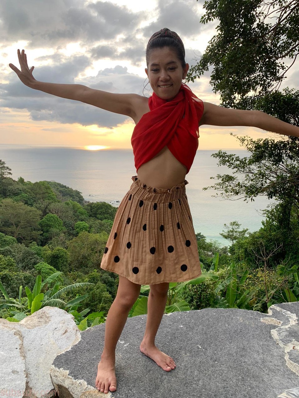 モデルセントロスターSub SuzyからのSub Suzyのヌード写真