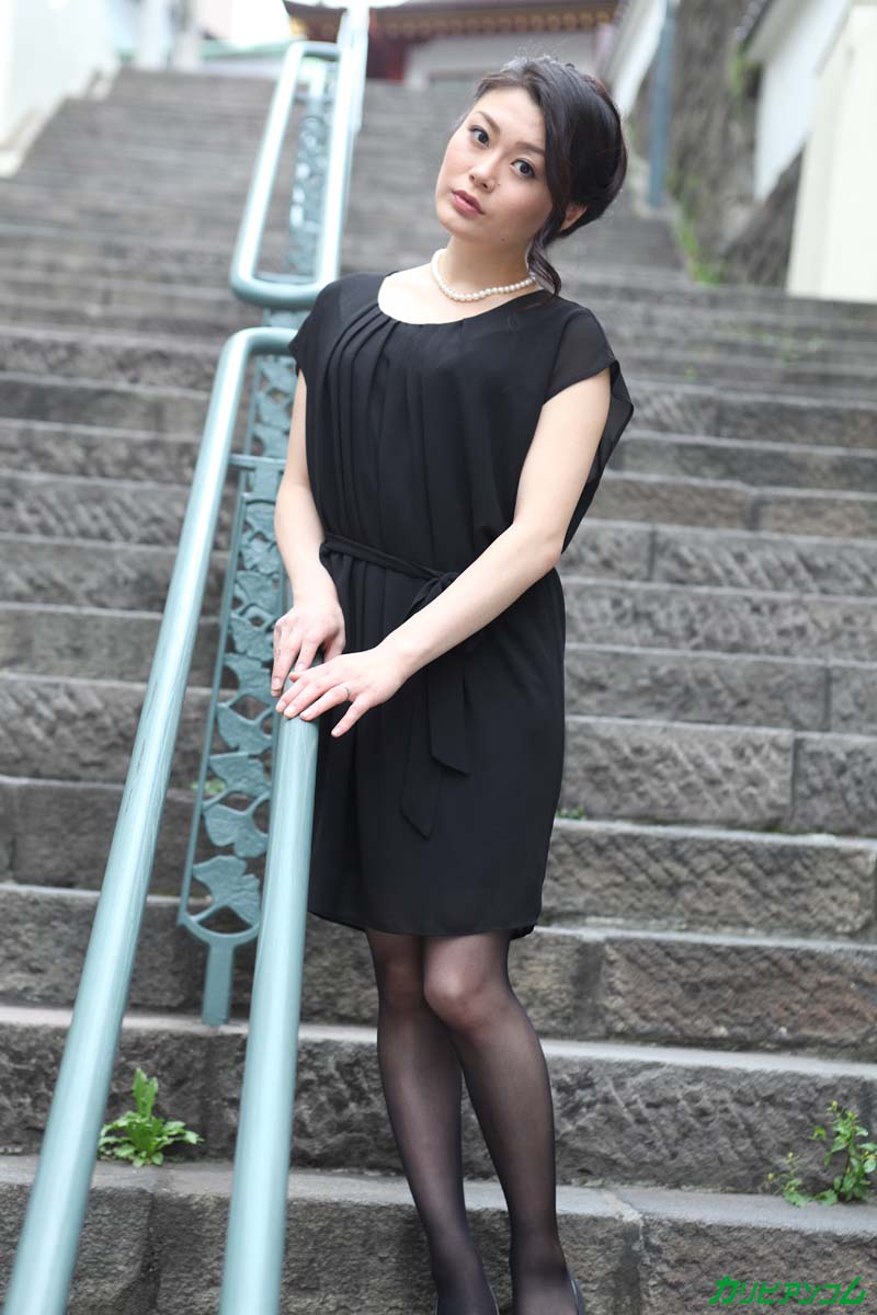 アジア人妻・中島今日子が隣人に毛深いマンコで中出しされる