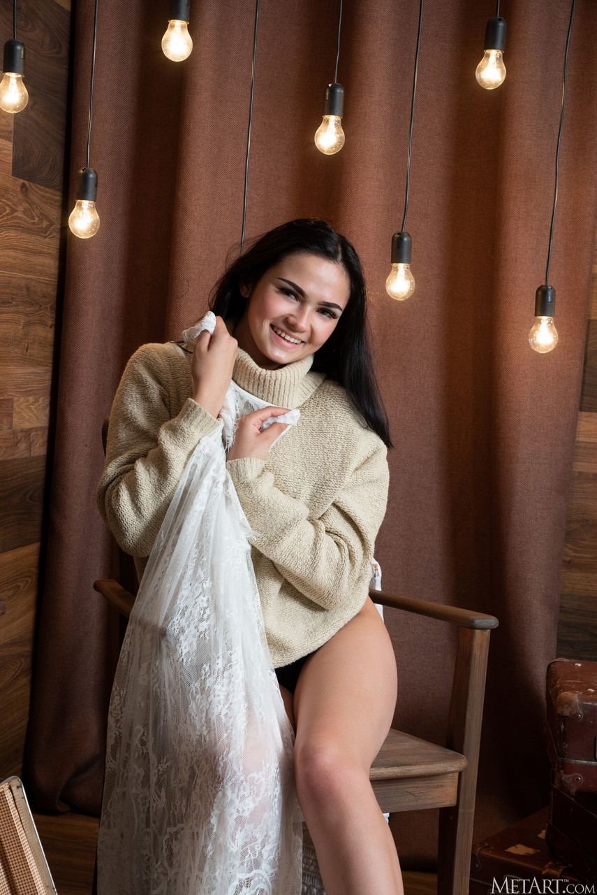 Met Art Mileva のセックス写真